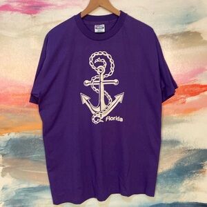 🔥VINTAGE🔥Hanes 50/50 Cotton Blend Single Stitch T-shirt.